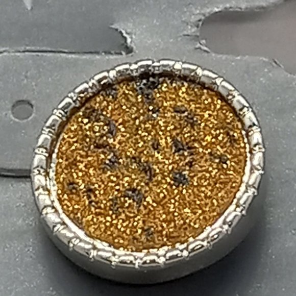 NEW Druzy Like Silver Tone Dressbarn Nickel Free Pierced Post Earrings - Picture 4 of 5